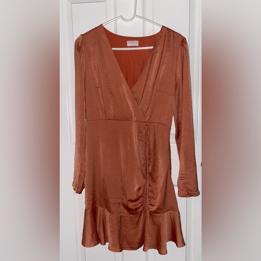 PINK LILY Long Sleeve Dress with Drawstring Ruching & Side Zipper Size Large